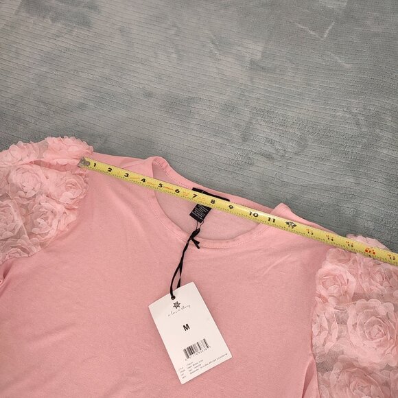 NEW - A Love Story Top Blouse Bridal Rose Pink Size M Roses on Sleeve Shirt - Picture 9 of 13